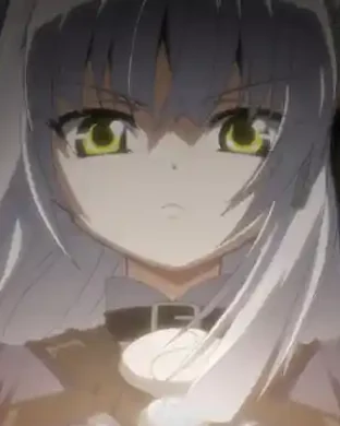 The silver-haired automaton RyuZU looks forwards with golden eyes.